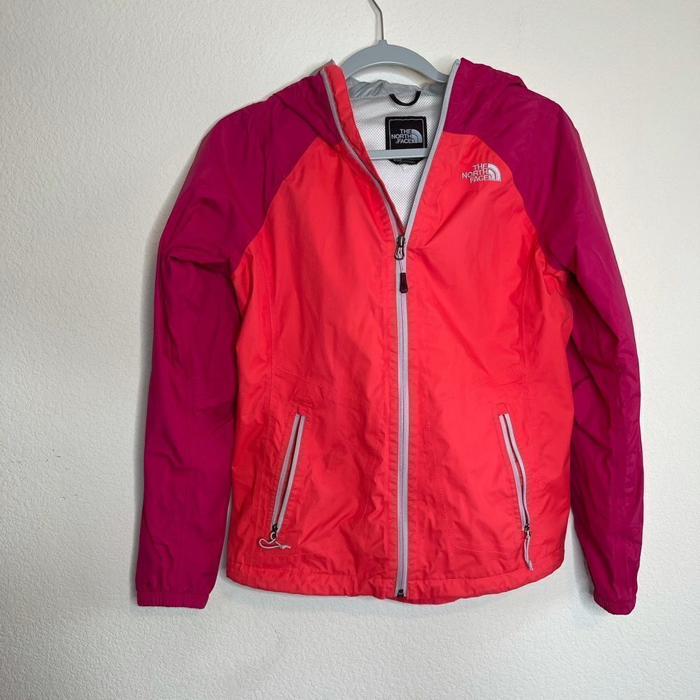 The north face‎ women’s hyvent jacket size small